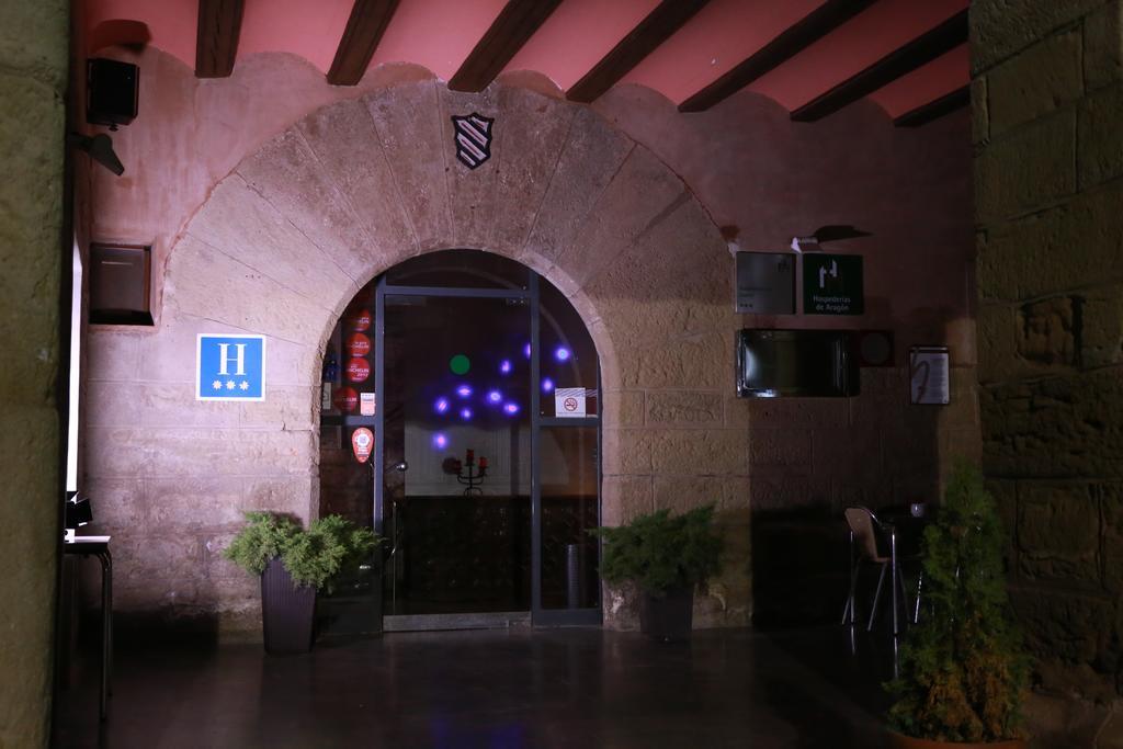 Hospederia De Loarre Hotel Exterior photo